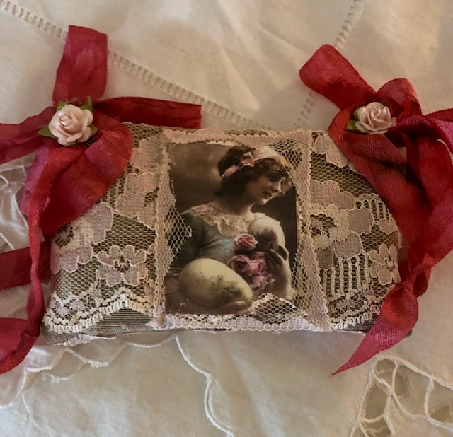 Easter Bonnet Sachet!  (OOAK)